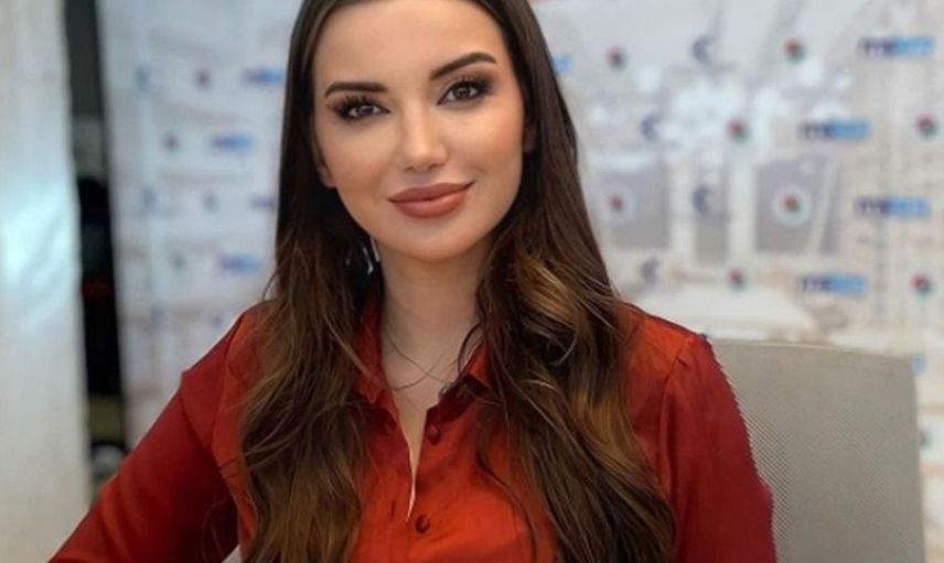 Esra Ezmeci'nin cevabı