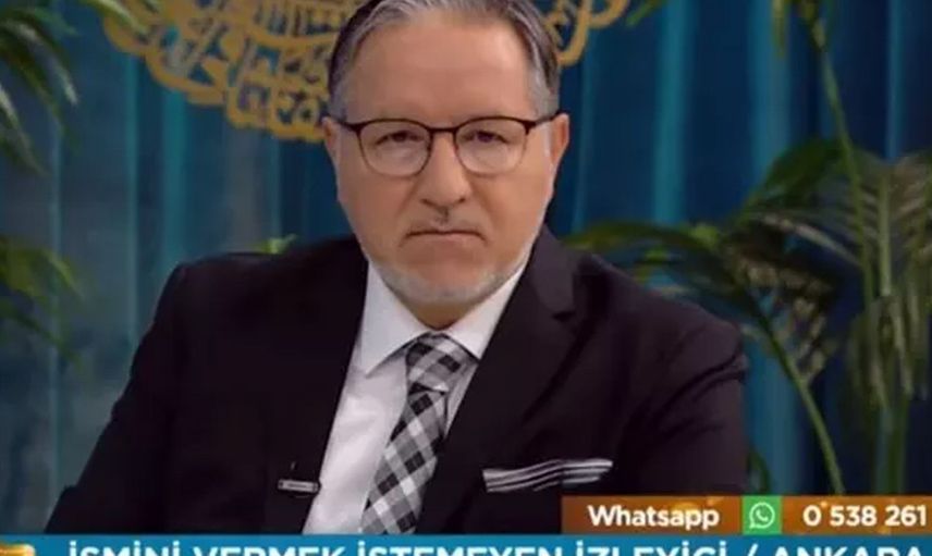 Mustafa Karataş o söze çok sinirlendi: Sunucu müdahale etti! Yatak yorgan ayırdık...