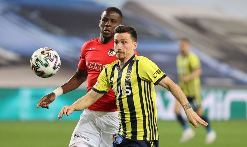 Başakşehir, Mert Hakan Yandaş'ı Transfer Etmek İstiyor!