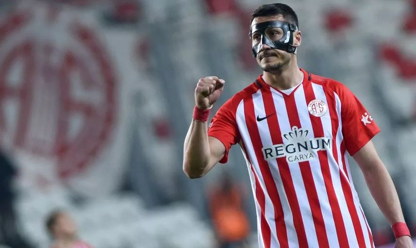 Beşiktaş Adis Jahovic'i İstiyor!