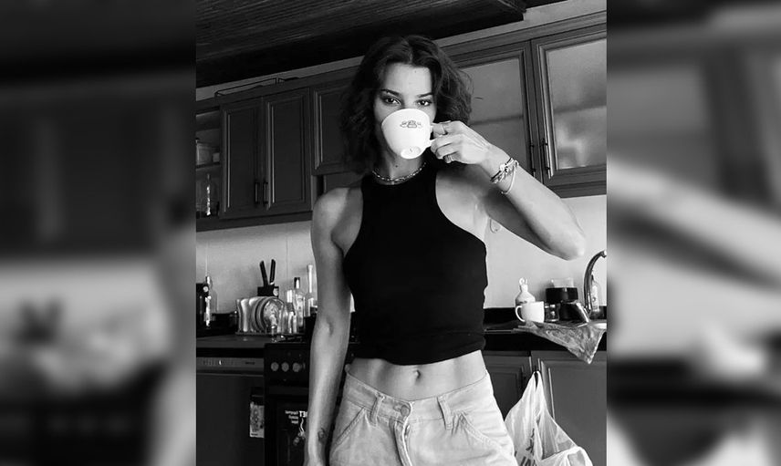 Pınar Deniz'in ablasıyla benzerliği olay oldu: Adı gibi Huri!