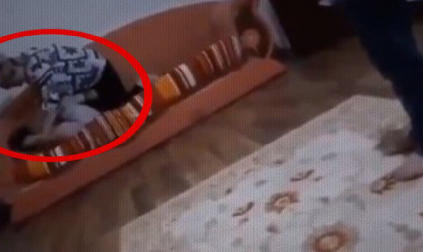 Yaptıklarıyla Sosyal Medyada Tepki Toplayan Ebeveynler