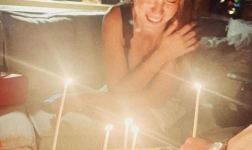 Serenay Sarıkaya'dan bikini pozları! Görenler fiziğine hayran kaldı