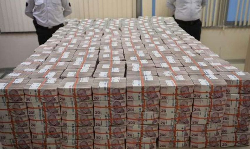 Tam evini satmak üzereydi! Satışa birkaç saat kala milli piyangodan büyük ikramiyeyi kazandığını öğrendi