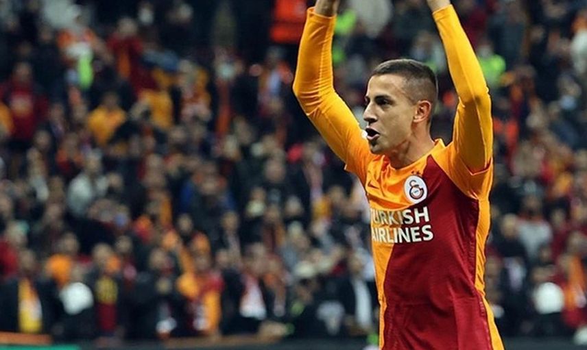 HANGİ TAKIMLARDA OYNADI?