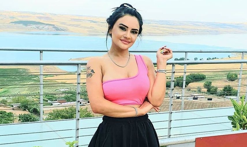 Naz Mila’nın küvet pozu sosyal medyayı salladı