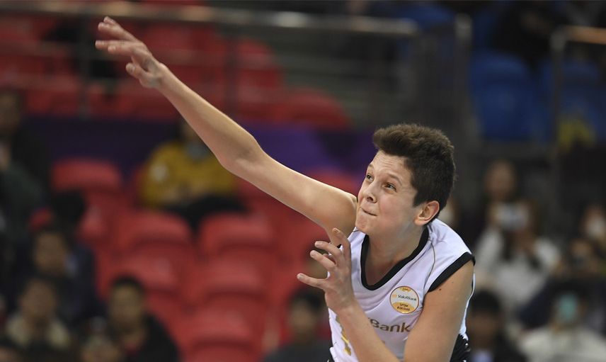 Voleybolcu Ebrar Karakurt kimdir?