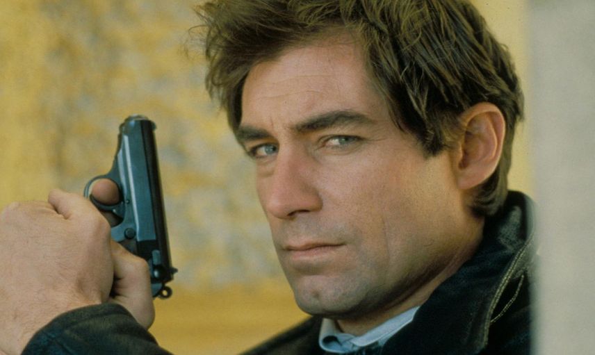 JAMES BOND KİMDİR?