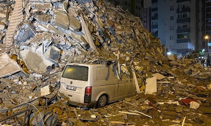 Japon deprem uzmanı uyardı! Beklenen büyük İstanbul depremi için olası bir tarih verdi