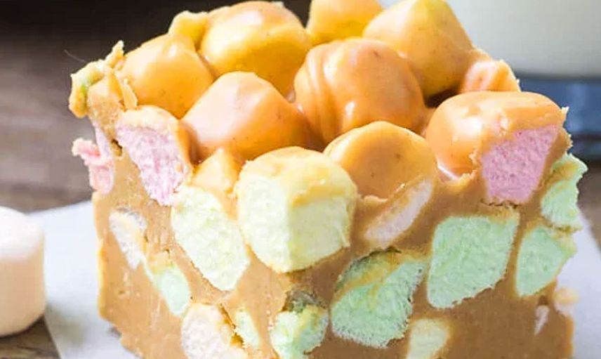 Fıstık Ezmeli Marshmallow Kareleri