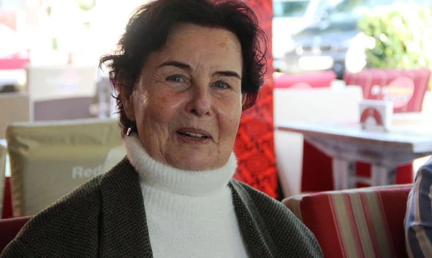 Hastalık Yüzünden Zor Günler Yaşayan Fatma Girik Dostlarına Veda Etti