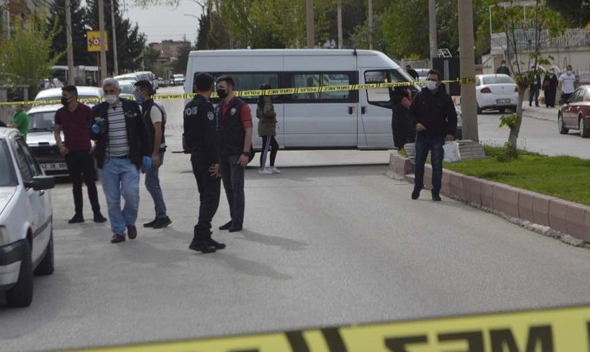 Gürültüden rahatsız olan emekli Albay, komşunu öldürüp intihar etti