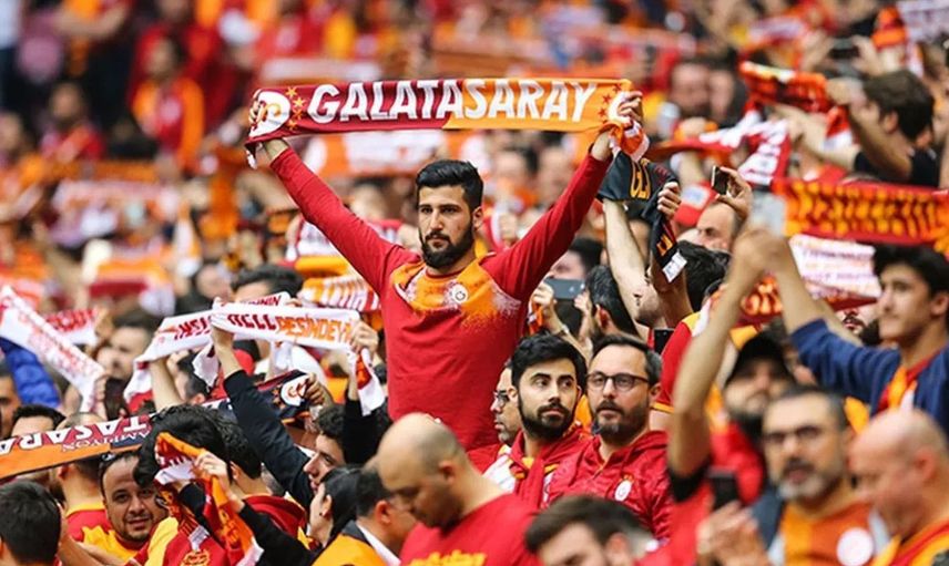 Galatasaray Taraftarlarına Dava Açacak!