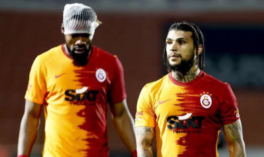 Galatasaray DeAndre Yedlin İle Yollarını Ayırıyor!