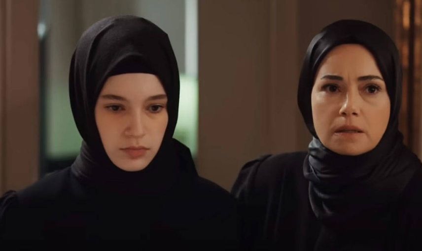 Kızıl Goncalar'da alkış toplayan sahne: ABD'deki sapkınlık adası Epstein'e olay gönderme!