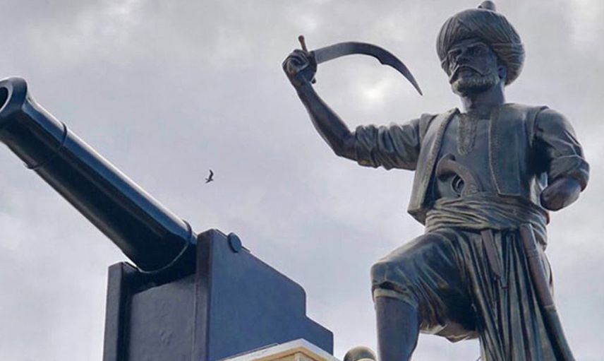 Oruç Reis Kimdir?