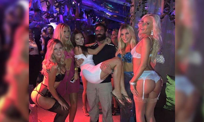 Ünlü Playboy Dan Bilzerian'ın Serveti