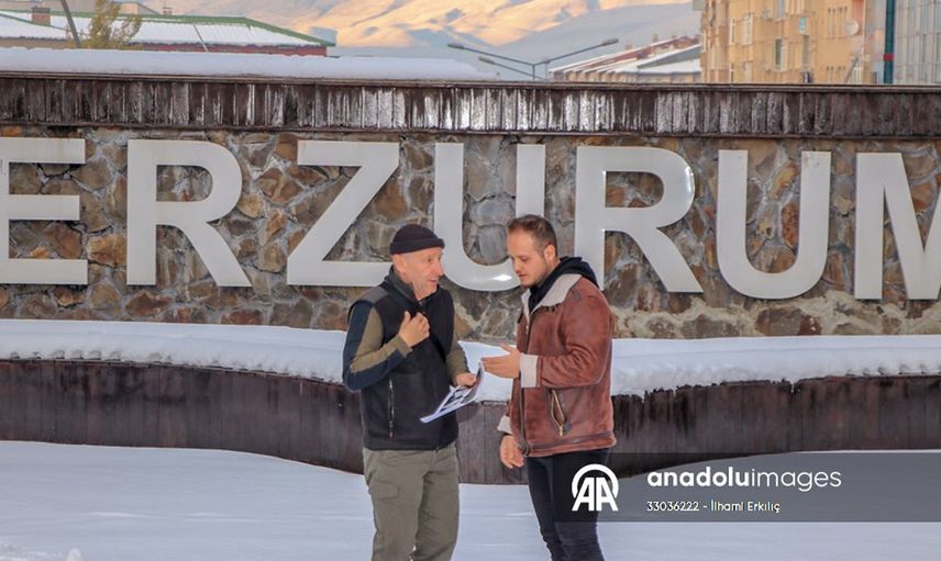 Fransız antropolog 43 yıl önce Erzurum'da fotoğraflarını çektiği o çocukları arıyor
