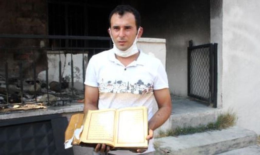 Yangında Küle Dönen Evinde Tek Yanmayan Şey: Kur'an-ı Kerim!