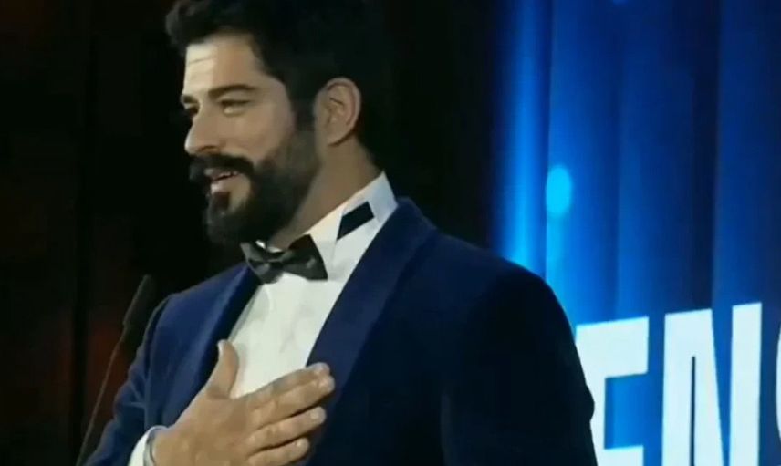 Ünlü oyuncu Burak Özçivit ödül törenine damga vurdu: Gazze açıklaması sosyal medyayı salladı! Böyle bir dünyayı kabul etmiyorum!