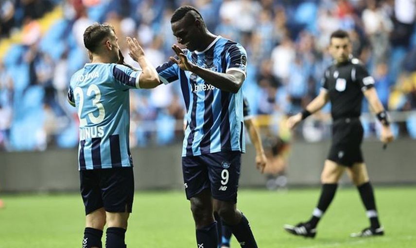Performansı alkış aldı