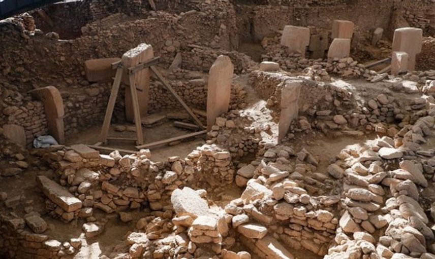BOĞA KABARTMA RESMİNİ BULUNCA YILLARDIR ARADIĞI KEŞFE ULAŞTI