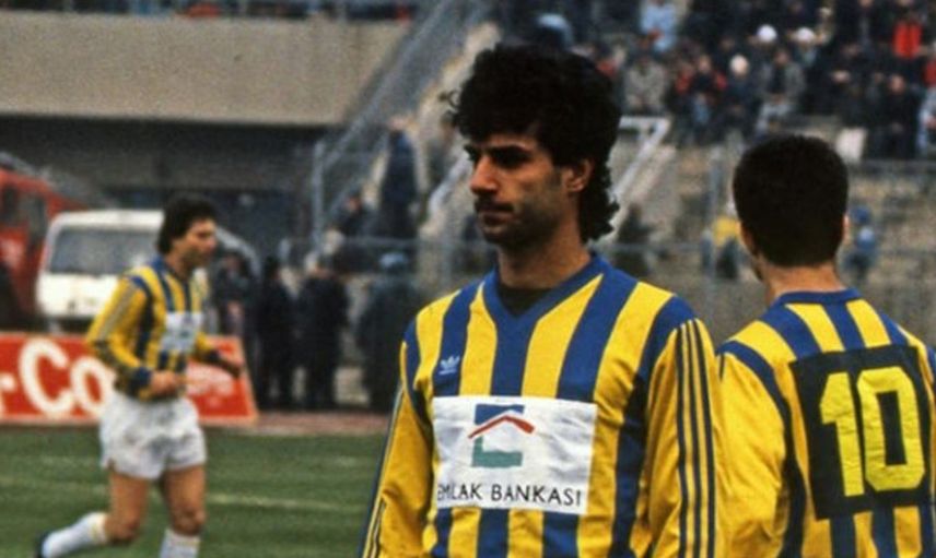 Futbolculuk hayatı