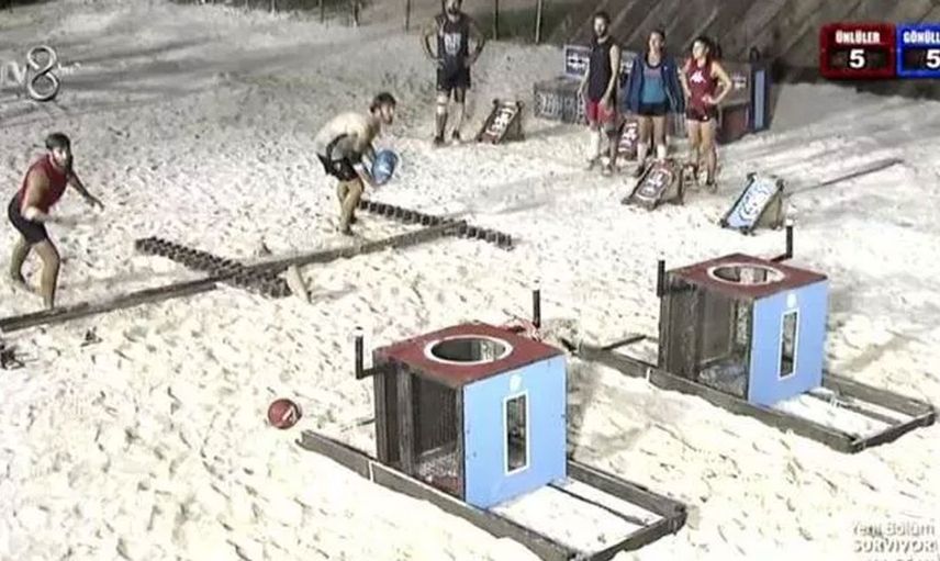 Çirkefler bitti sıra sevilenlere geldi! Survivor'ın iddialı yarışmacısı elemeye girdi 'Bunu yapmayacaktın Acun...'