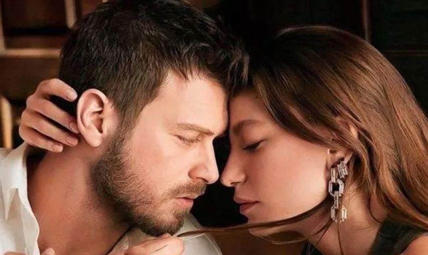 Dakika bir gol bir: Serenay Sarıkaya ve Kıvanç Tatlıtuğ'un yakınlaşma sahnesi aile dizisine damga vurdu
