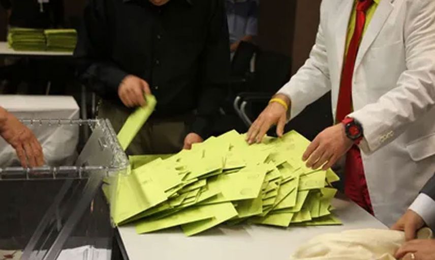 CHP sandık oyunlarına bugün itibariyle başladı.