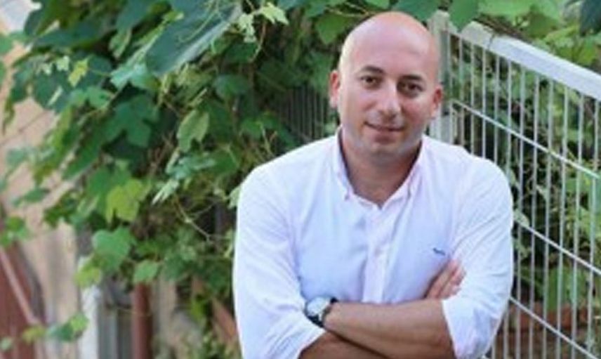 İlişkisi olduğunu öğrendi