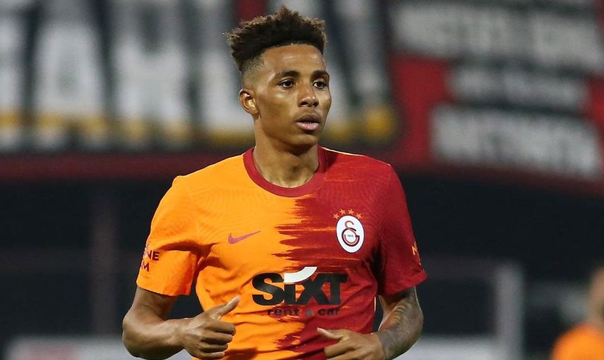 Gedson Fernandes, Çaykur Rizespor'un Galatasaray ile oynadığı maçın ardından sarı kırmızılı takımın soyunma odasına gelmiş!