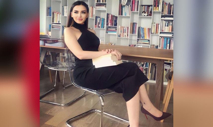 Ünlü Psikolog Esra Ezmeci’ye sorulan sorular ağızları açık bıraktı: Kocamın kadınsı hareketleri var ne yapmalıyım?