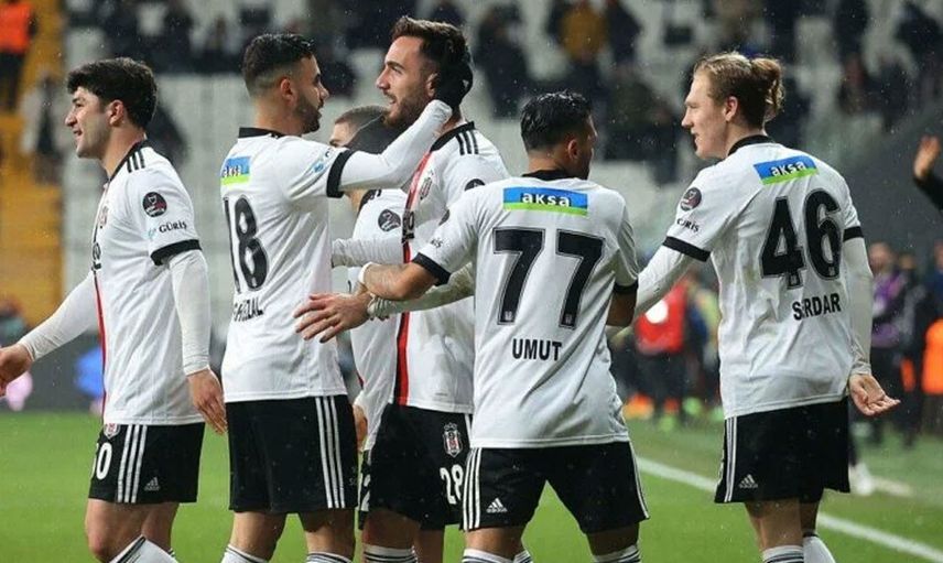 Galatasaray'ın, UEFA Avrupa Ligi'nden elenmesinin ardından Türkiye, UEFA sıralamasında ilk 15'in dışında kaldı!