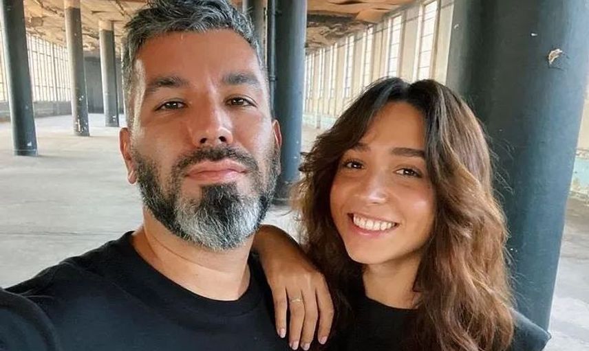 Şarkıcı Zeynep Bastık Bir Türlü Evlenemediği Sevgilisiyle Nikah Tarihi Aldı