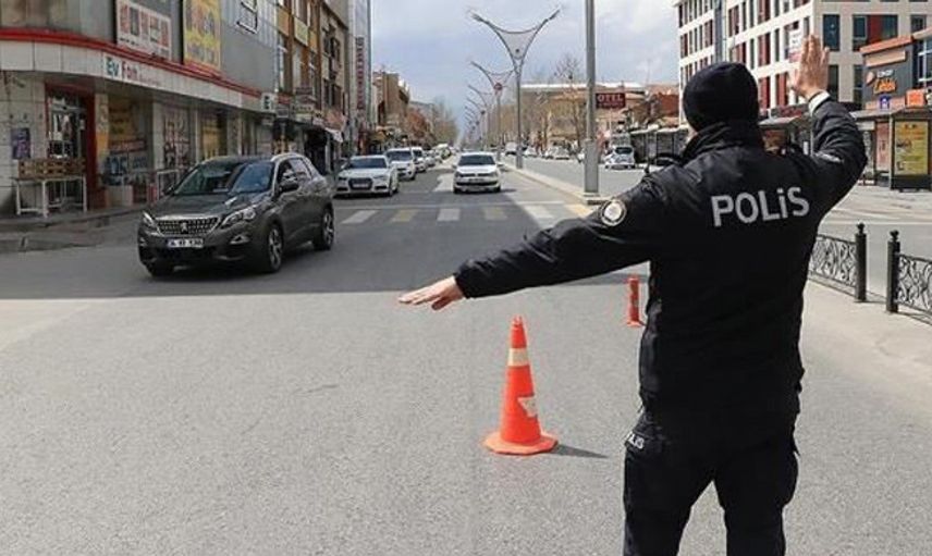 Tam Kapanma Uzayacak mı? 24 Mayıs Gündemde