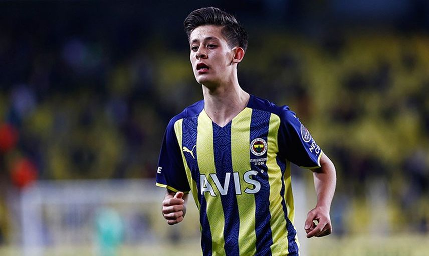 Fenerbahçe'de genç futbolcu Arda Güler'e yeni sözleşme teklif edildi!