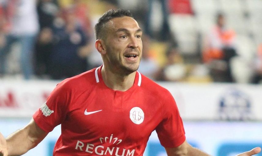 Mevlüt Erdinç, TFF 1. Lig Ekiplerinden Kocaelispor İle Anlaşma Sağladı!