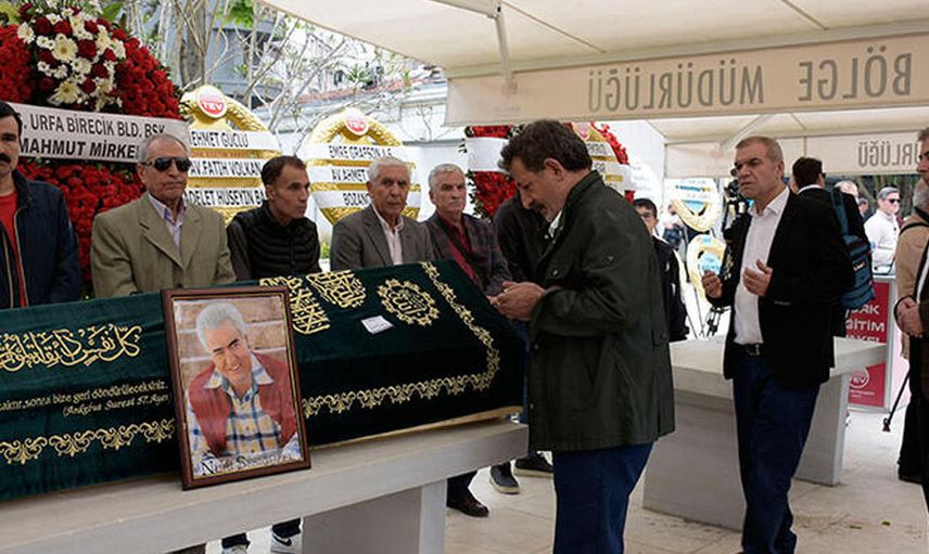 Nuri Sesigüzle'in cenaze töreninde büyük saygısızlık Mahmut Tuncer yüzsüz müsün diyerek sitem etti