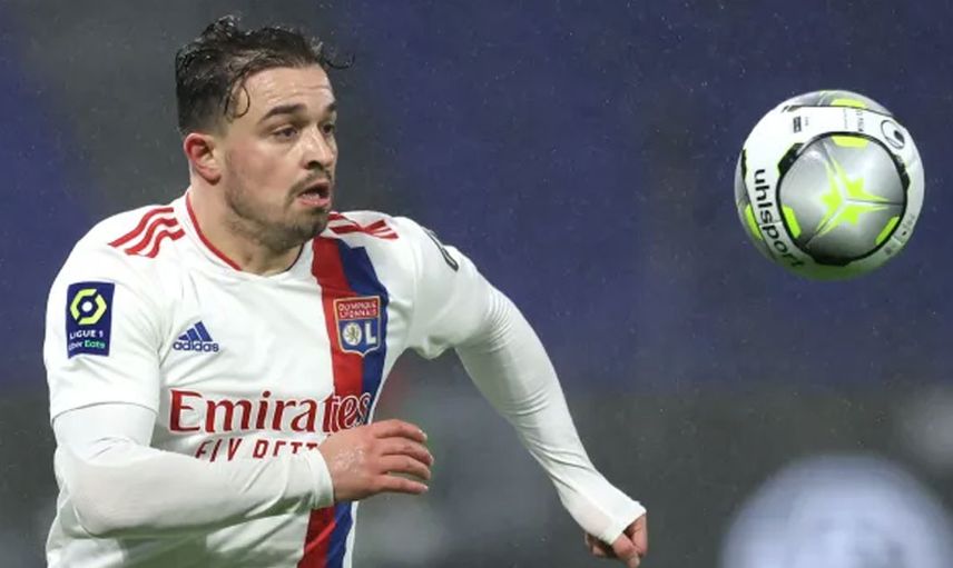 Galatasaray'ın uzun zamandır transfer gündeminde olan Xherdan Shaqiri'yi Fenerbahçe yakın takibe aldı!