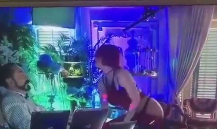 Adnan Oktar'ın kediciği neler yaptı neler