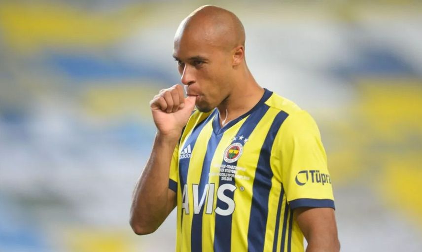 Fenerbahçeli Marcel Tisserand St-Etienne'e Transfer Oluyor!