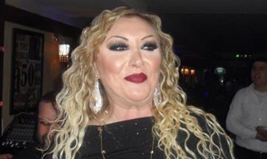 Ünlü Şarkıcı Güllü Mal Sahibi ile Yumruk Yumruğa Kavga Etti, Gözaltına Alındı