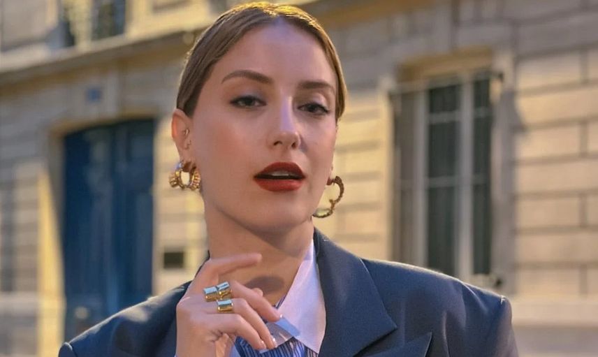 Hazal Kaya'nın acı kaybı! Ünlü oyuncu duyurdu: Ağlıyorum...