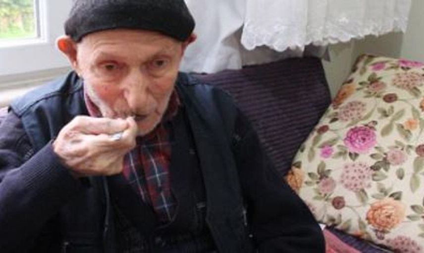 Trabzon'da 110 yaşındaki dursun ali dede uzun yaşamanın sırrını açıkladı