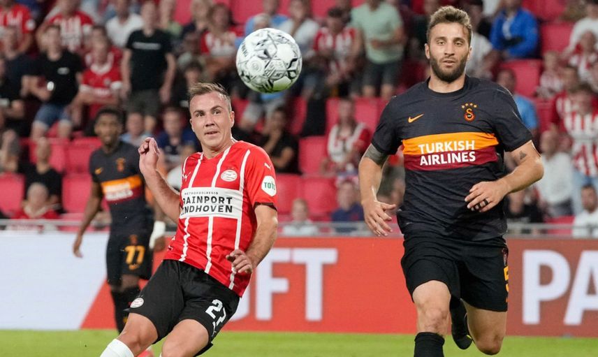 Galatasaray'da PSV Yenilgisinin Ardından Takımdan Gidecek İsimler Belli Oluyor!
