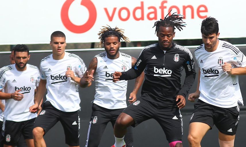 Beşiktaş'a Ajax Maçı Öncesi Sakat Futbolcularından İyi Haber Geldi!