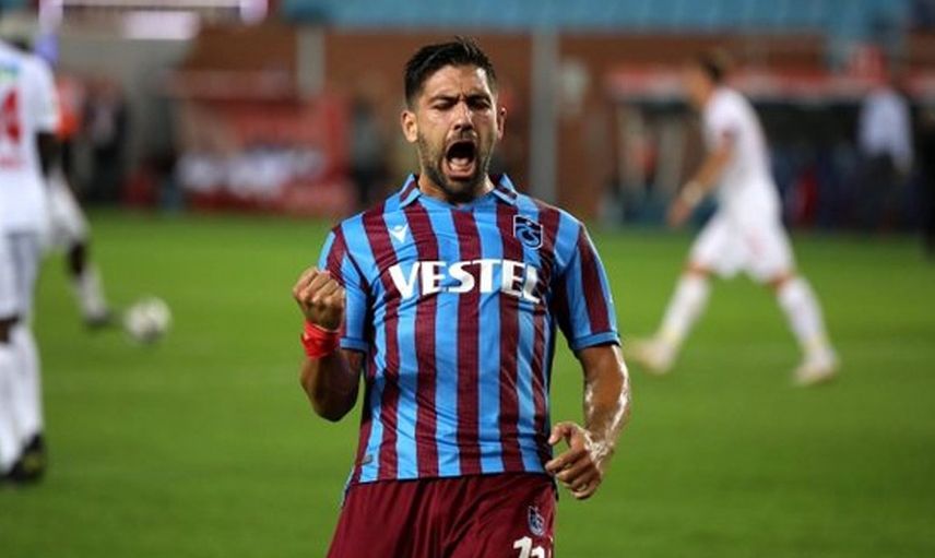 Sporting Lizbon, Trabzonsporlu Anastasios Bakasetas'ı Transfer Etmek İstiyor!