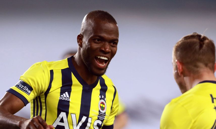 Fenerbahçe'de Enner Valencia Paniği Yaşanıyor!