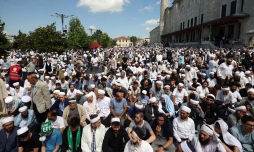 Cenazesi gündemden düşmüyor